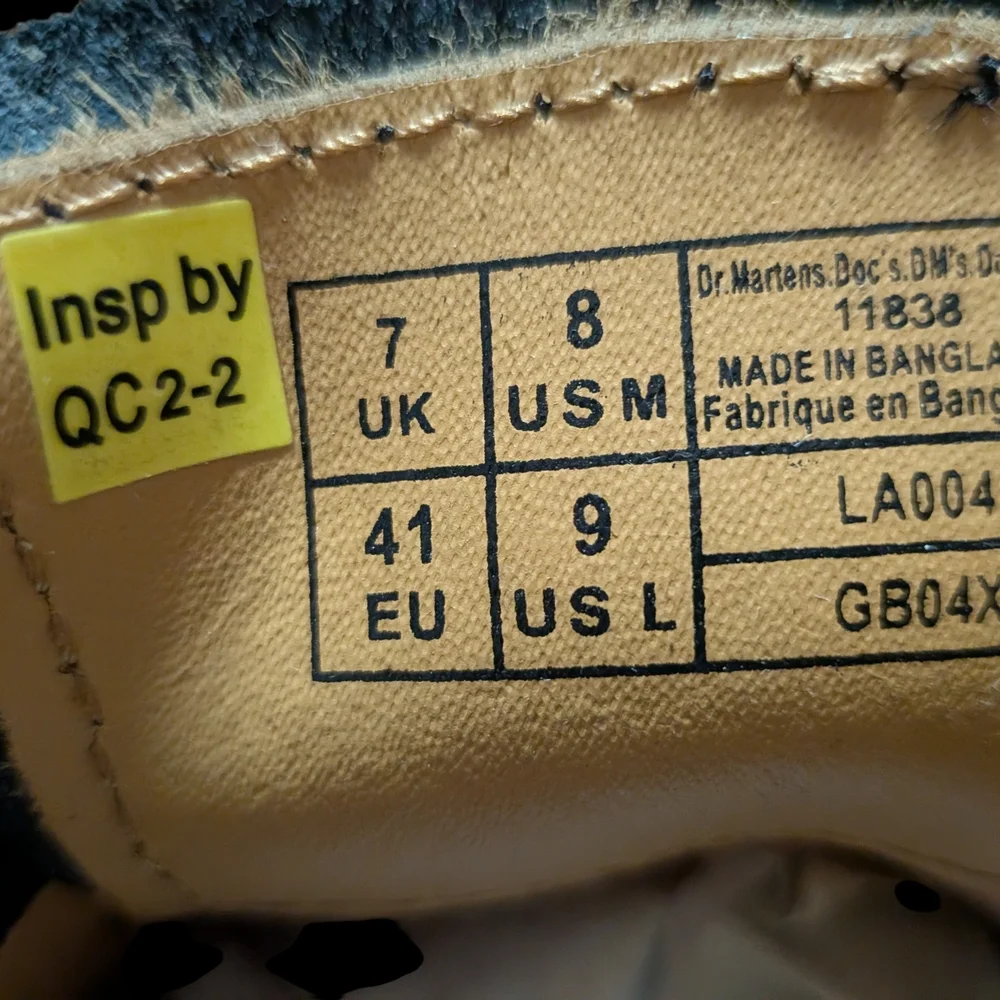 Dr. Martens Black Men's Shoes - Picture 4 of 5